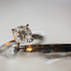ダイヤモンドの結婚指輪