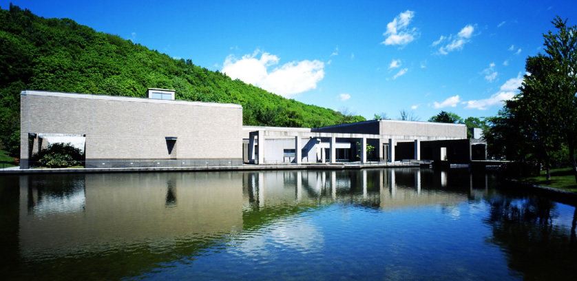 札幌芸術の森  | アートと自然が調和する文化空間