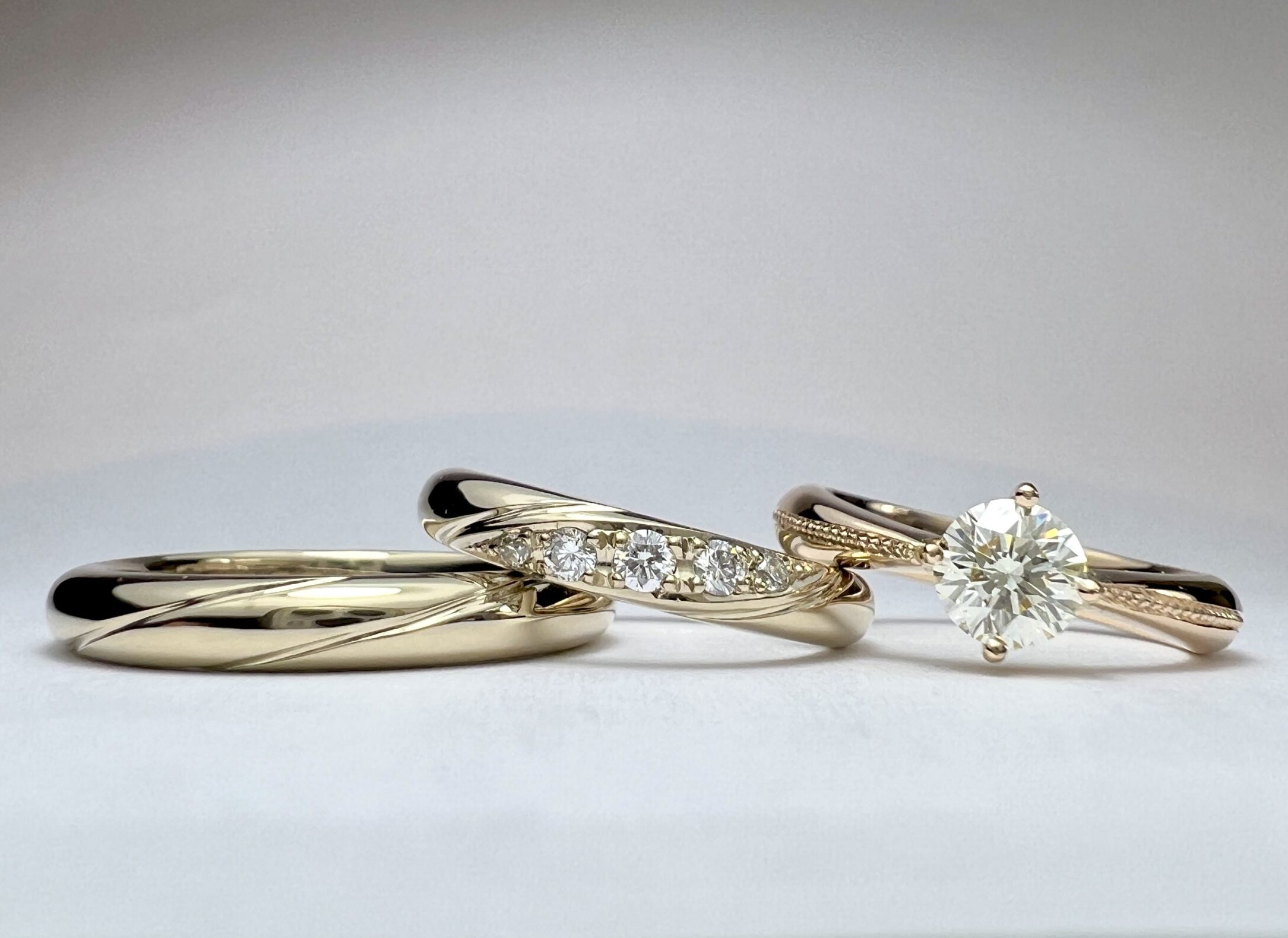 婚約指輪／結婚指輪（WAX工法）（彫金工法）ダイヤモンドミル打ち鏡面