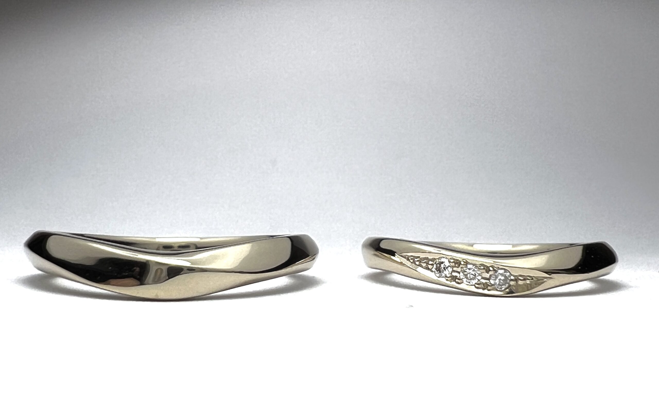 結婚指輪（WAX工法）ダイヤモンド彫り留め鏡面