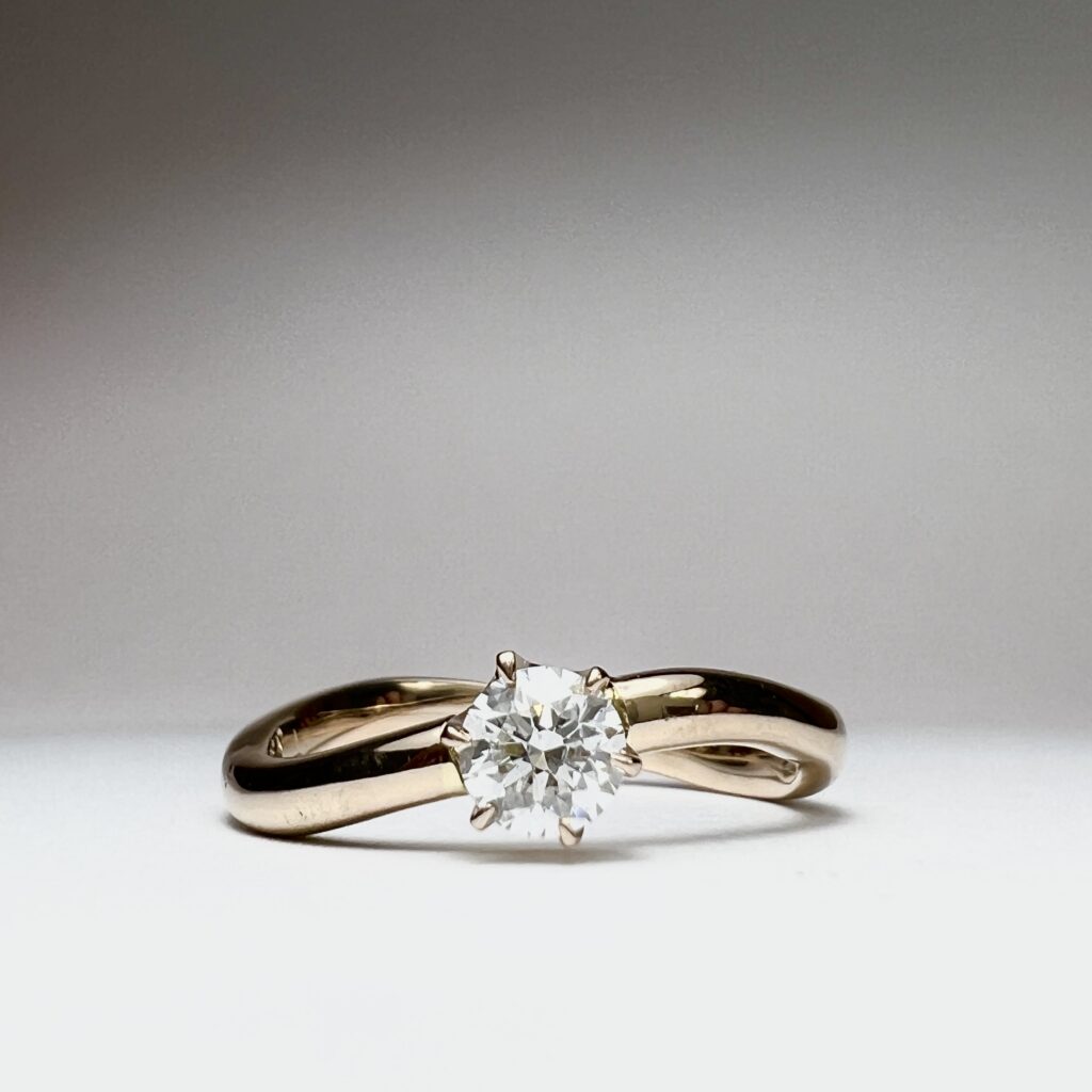 ピンクゴールド婚約指輪