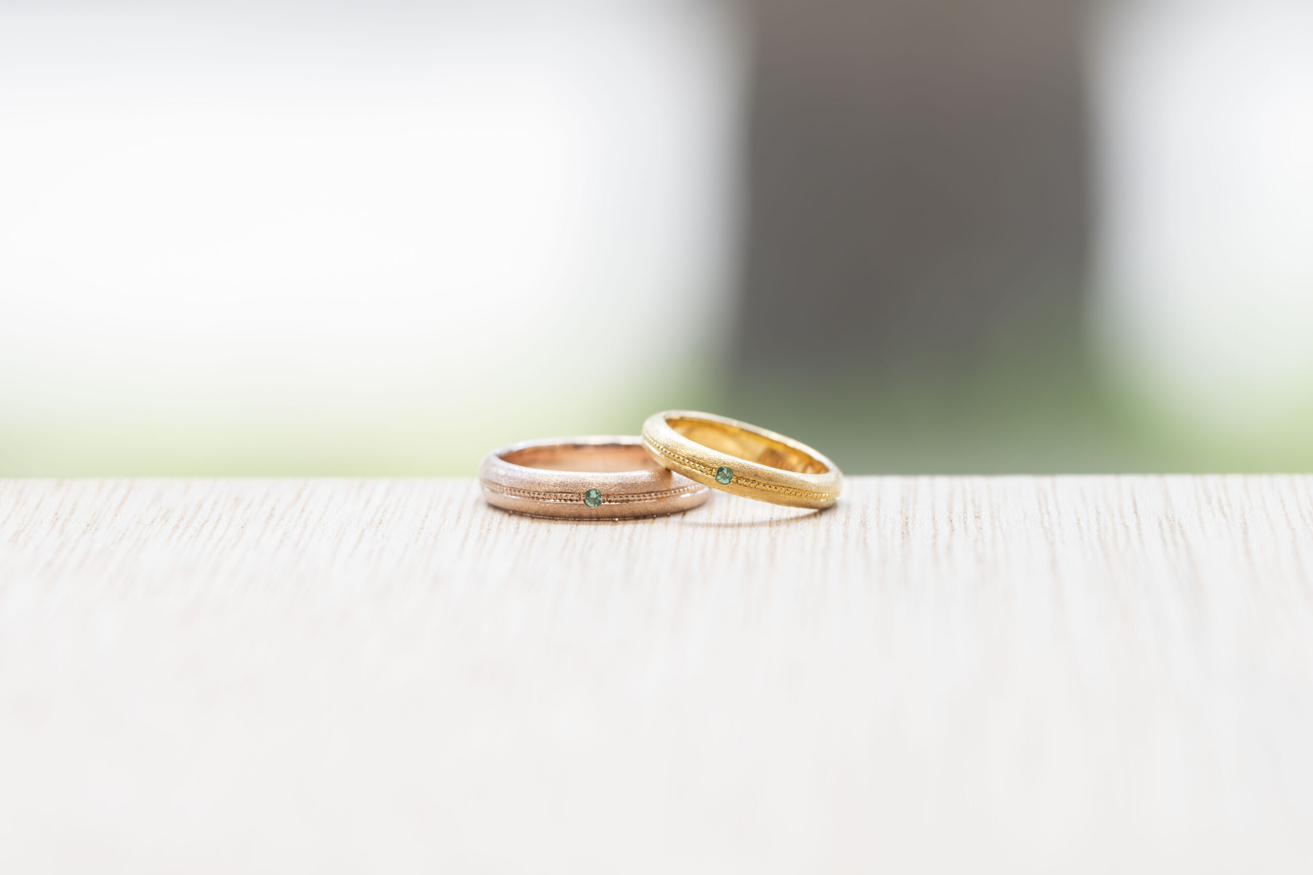 ペアリング（彫金工法）トルマリン伏込み留めカラーコーティングスターダストミル打ち