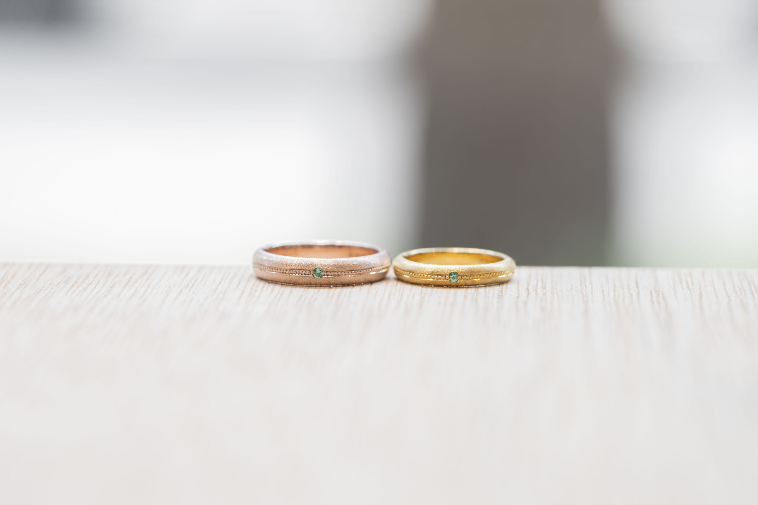 ペアリング（彫金工法）トルマリン伏込み留めカラーコーティングスターダストミル打ち